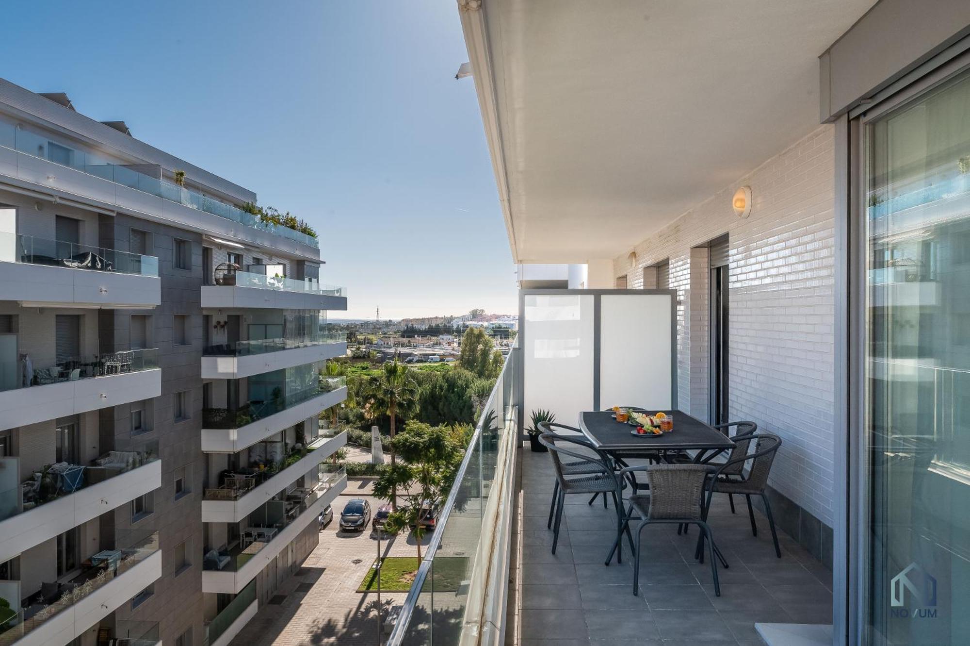 Newly Built 3 Bdrm Modern Apt W Gym, Pool, & Views Marbella Exterior photo