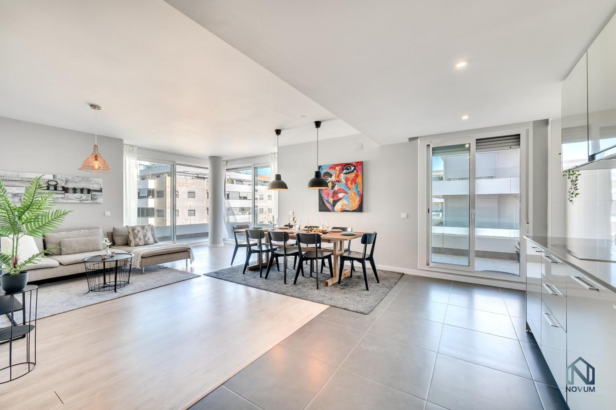 Newly Built 3 Bdrm Modern Apt W Gym, Pool, & Views Marbella Exterior photo