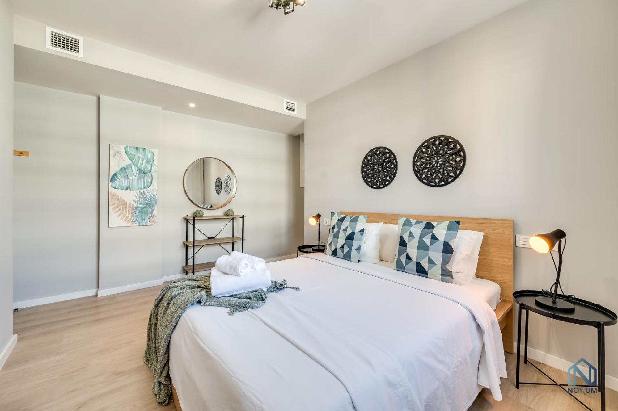 Newly Built 3 Bdrm Modern Apt W Gym, Pool, & Views Marbella Exterior photo